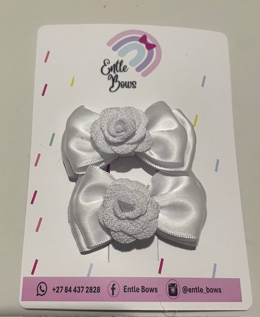 White Flower Hair Bow (Set of 2)